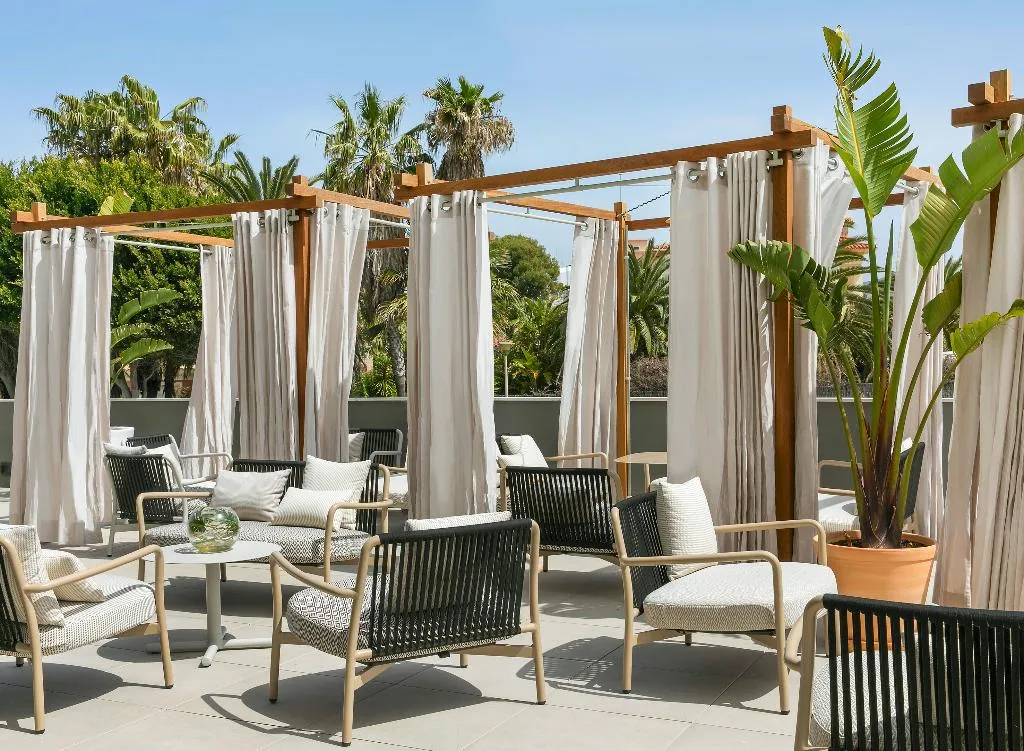Terrace, ME Sitges Terramar, Costa Brava