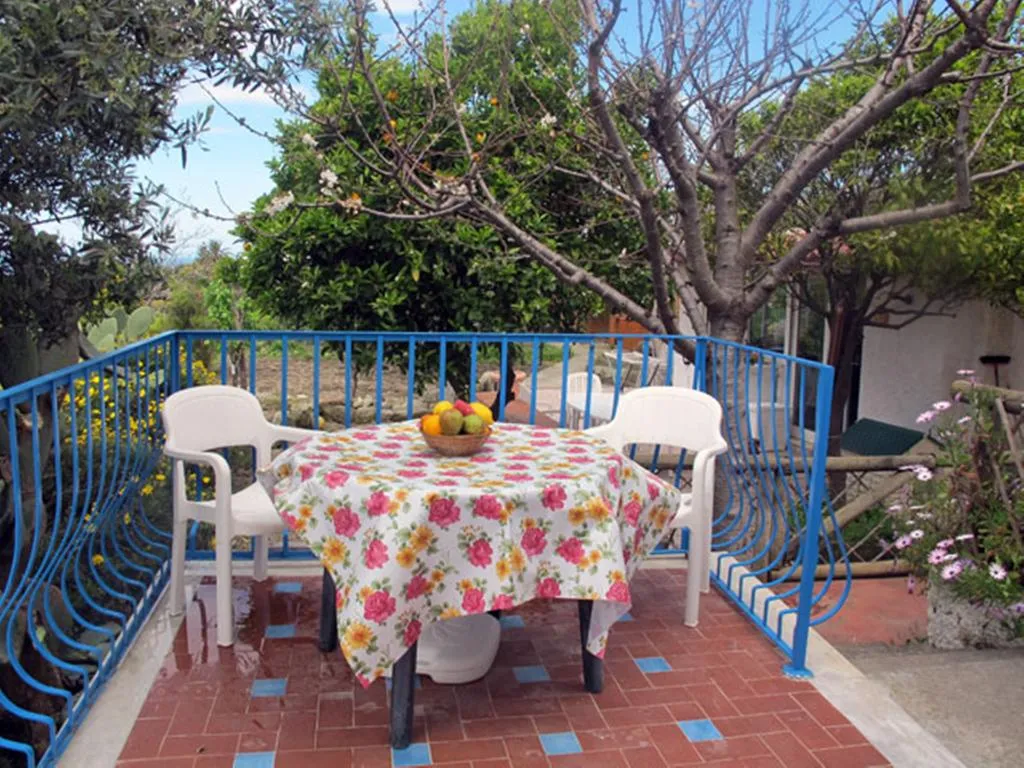 STUDIO STANDARD Room, Residence Villa Marinù, Naples
