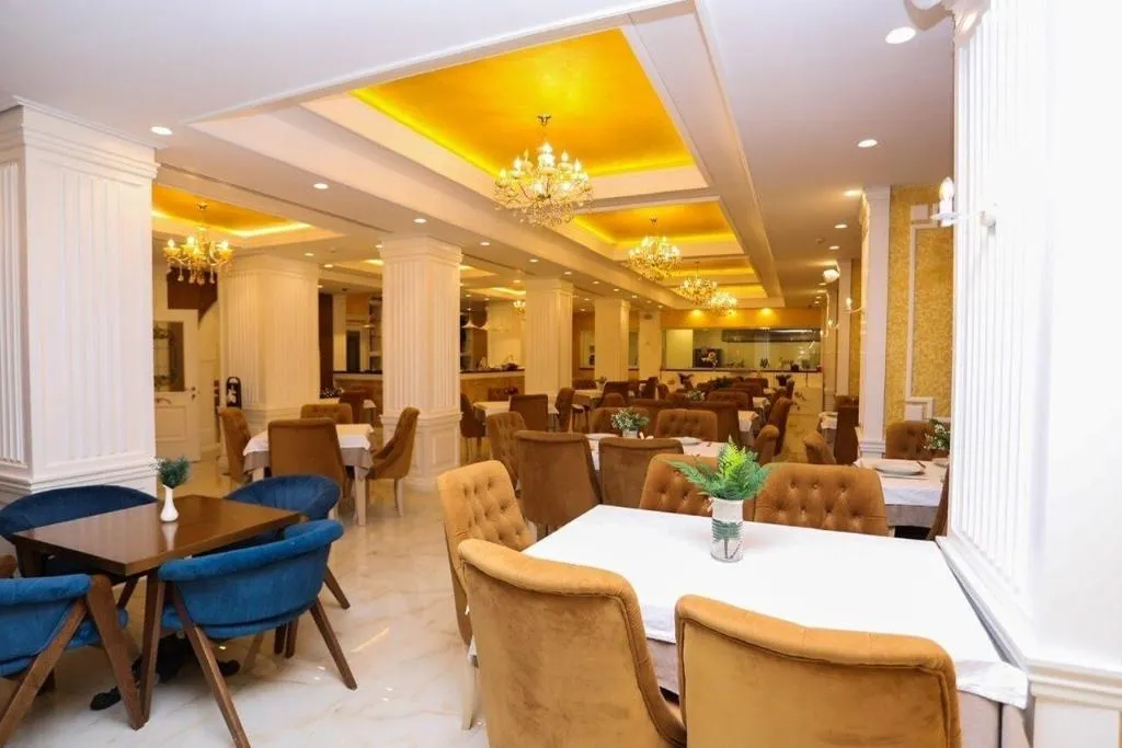 Room, Empire Hotel, Durres