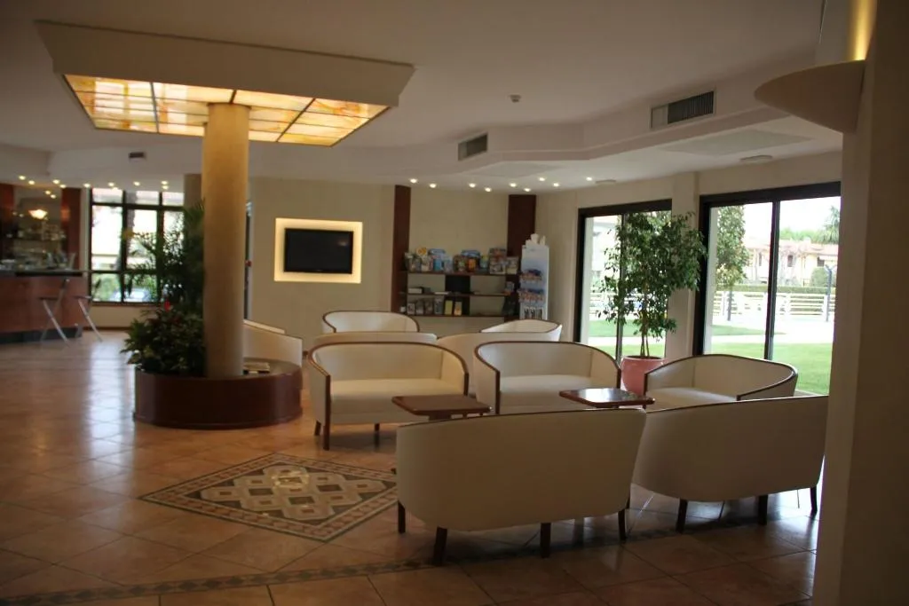 Lobby, Hotel Porto Azzurro, Milan