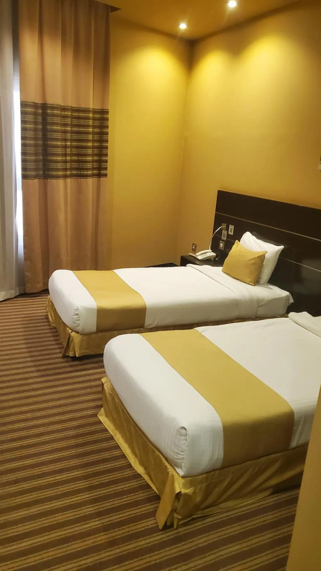 Double or Twin STANDARD Room, Aldar Hotel, Dubai