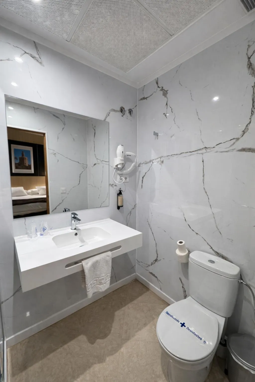 Double or Twin STANDARD Room, Duquesa Hotel, Seville