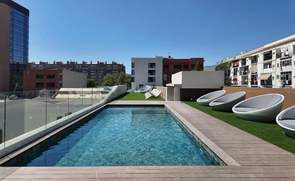 Pool, Blau Student Housing, Barcelona
