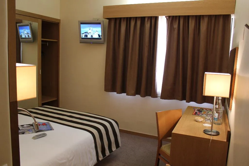 SINGLE STANDARD Room, Hotel Principe Lisboa, Lisbon