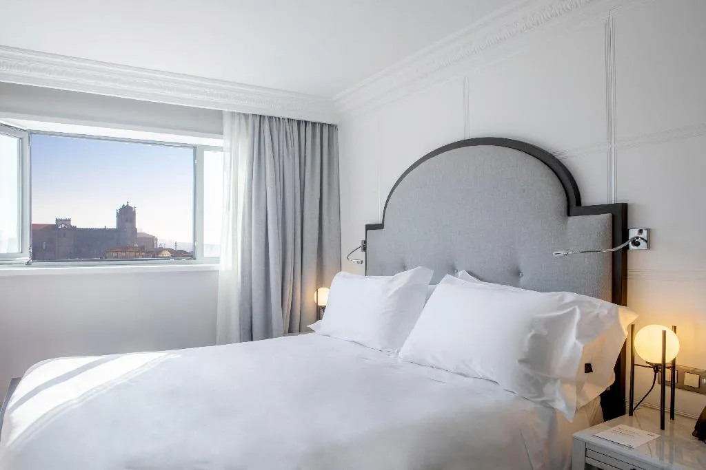 SUITE STANDARD Room, InterContinental Porto Palacio das Cardosas, Porto