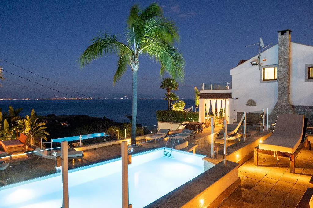 VILLA CAPACITY 8 Room, Villa Zagara Garden, Taormina