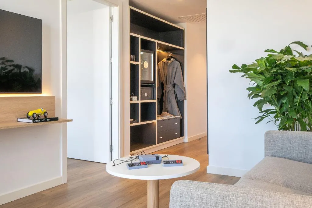Double or Twin ONE BEDROOM Room, Innside By Meliá Madrid Valdebebas, Madrid