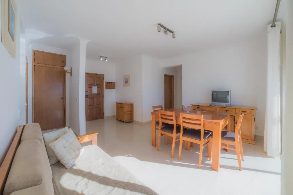 APARTMENT ONE BEDROOM Room, Garvetur Apartments Quarteira, Algarve