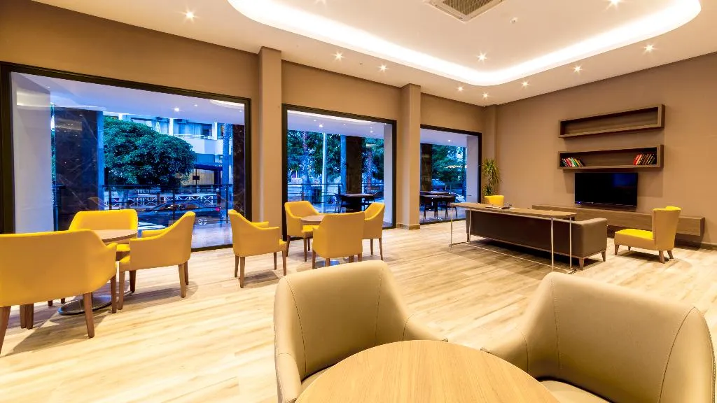 Lobby, Ada Julian Hotel, Dalaman