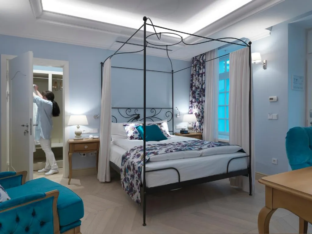 DOUBLE SUPERIOR Room, Relais Le Chevalier, Riga