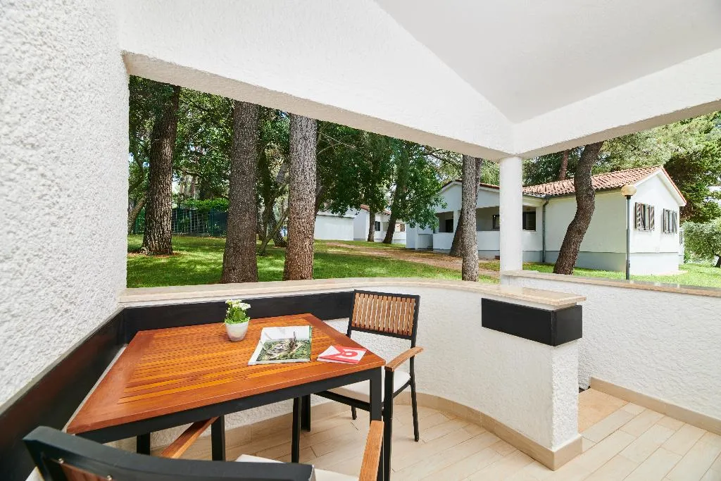 DOUBLE CLASSIC WITH TERRACE Room, Village Galijot Plava Laguna, Istria