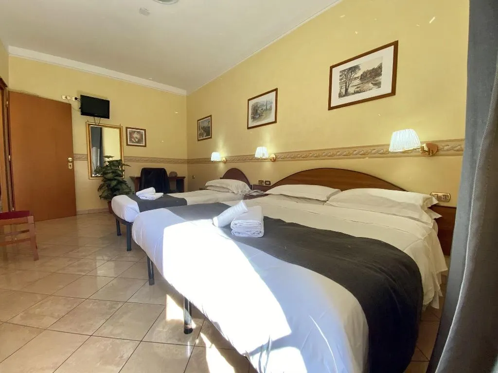Room, Hotel Resi, Rome