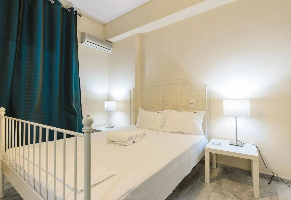 Room, Denise Studios & Apartments, Zante