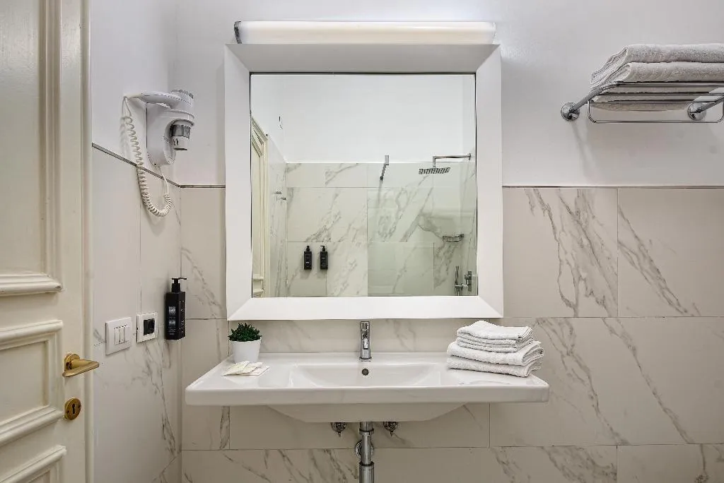 Double or Twin COMFORT Room, Majestic Palace, Naples