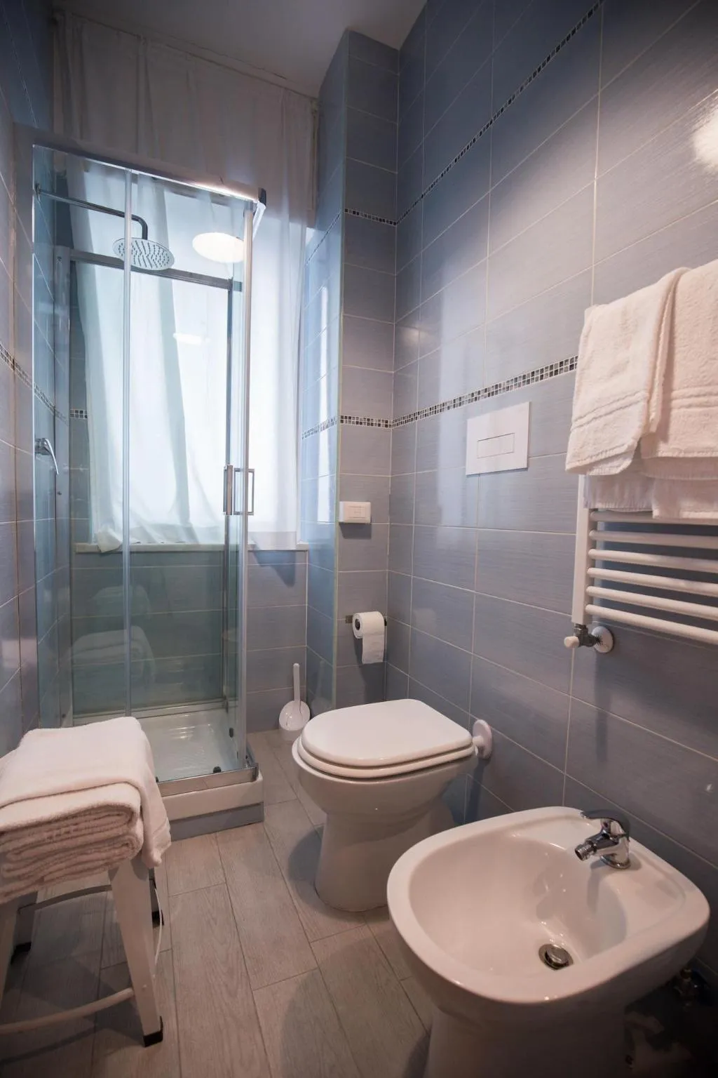 Room, B&B Bernini 20, Naples