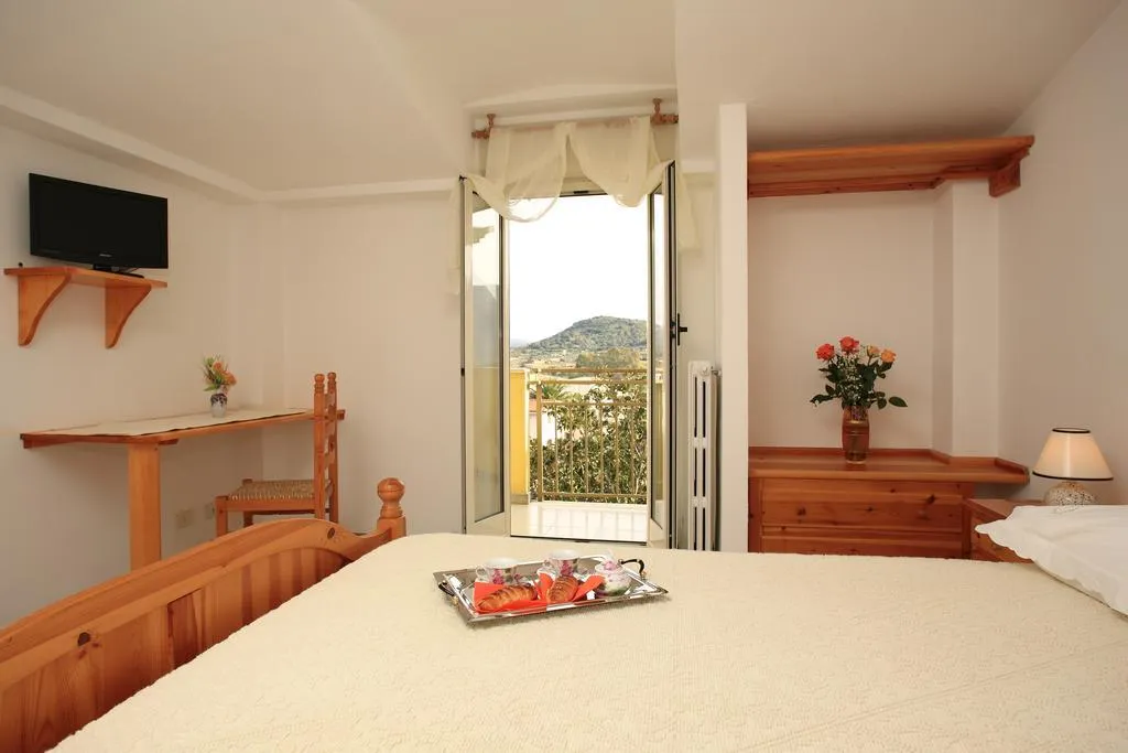 DOUBLE SUPERIOR WITH BALCONY Room, Dori d'Oro Hotel, Olbia