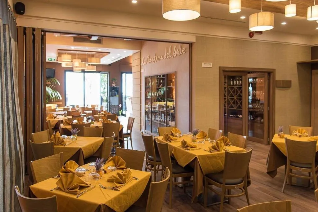 Restaurant, Hotel Sole, Naples