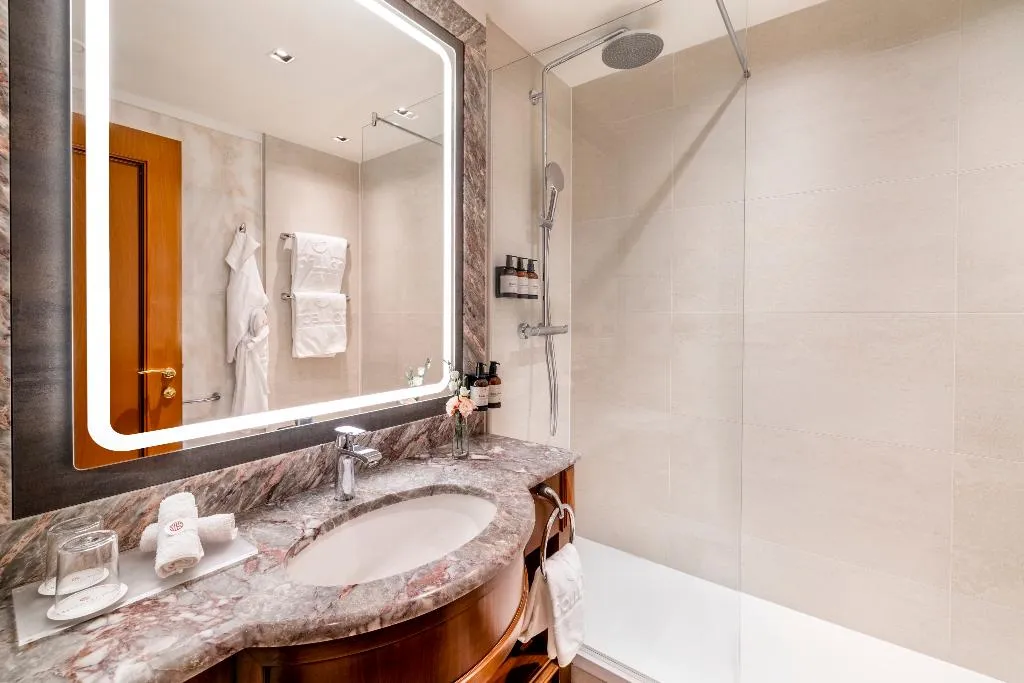 DOUBLE PREMIUM Room, NH Collection Prague Carlo IV, Prague
