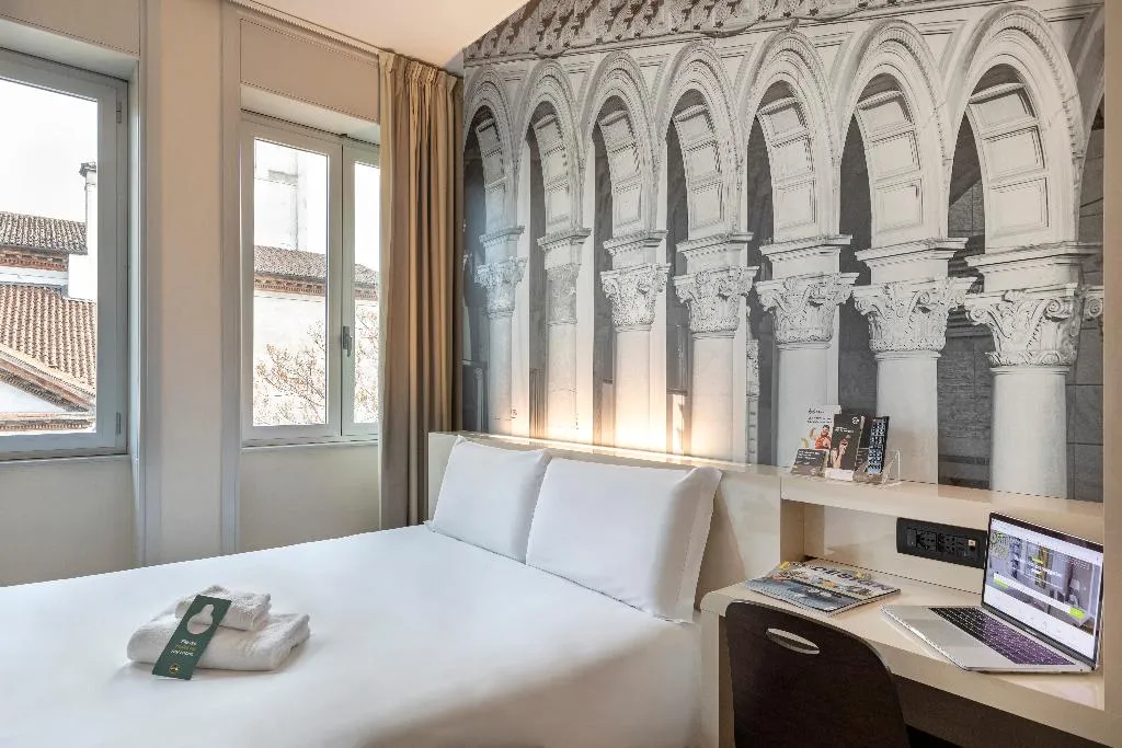 DOUBLE STANDARD Room, B&B Hotel Milano Sant'Ambrogio, Milan