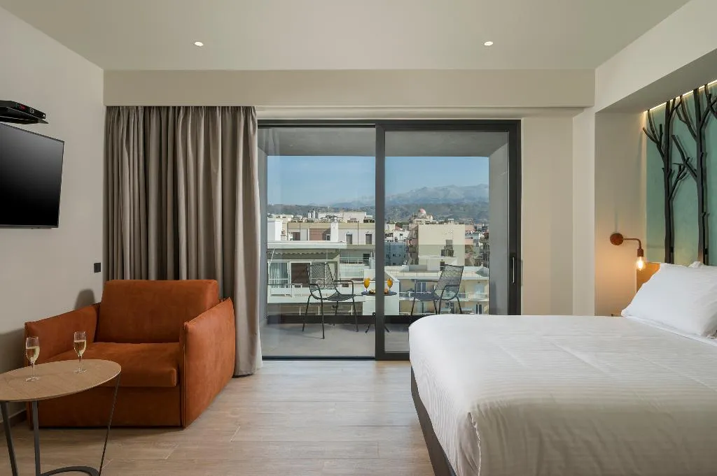 JUNIOR SUITE CITY VIEW Room, Hyperion City Hotel, Crete
