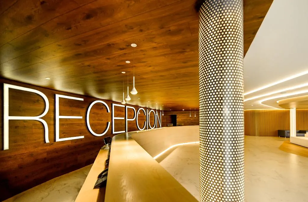 Lobby, Carlos I, Costa Blanca
