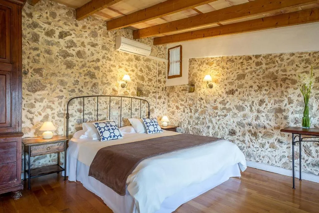 General view, Finca Hotel Es Castell, Majorca