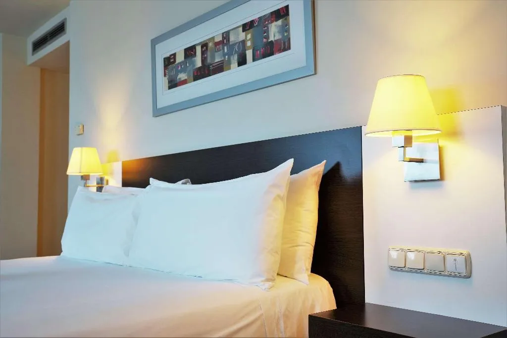 Room, Port Valencia Feria, Valencia