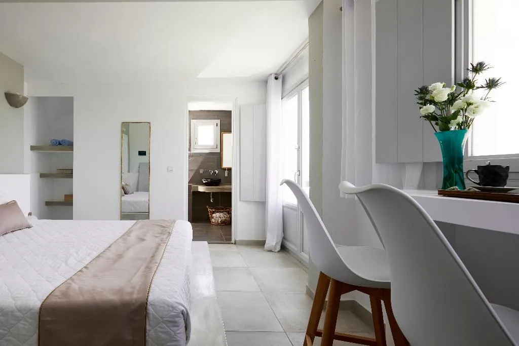 DOUBLE DELUXE Room, Sunset Faros, Santorini