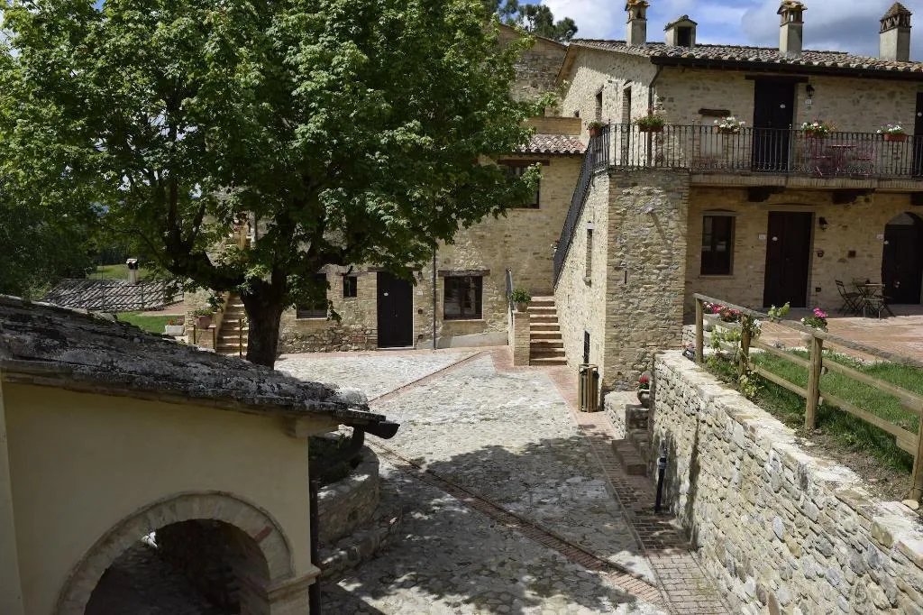 General view, Gh Borgo Pulciano Agriturismo, Perugia