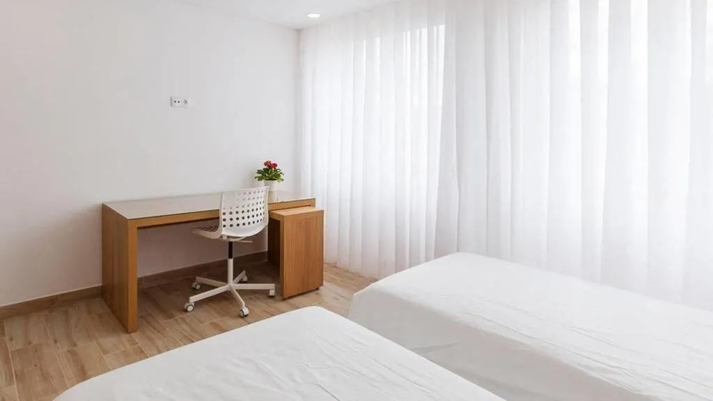 Room, Central Suites, Porto