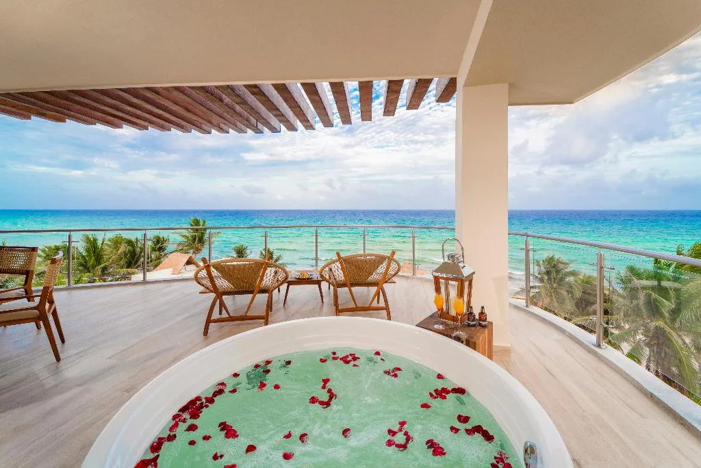 SUITE PREMIUM OCEAN VIEW Room, Mvngata Beach Hotel, Cancun Area