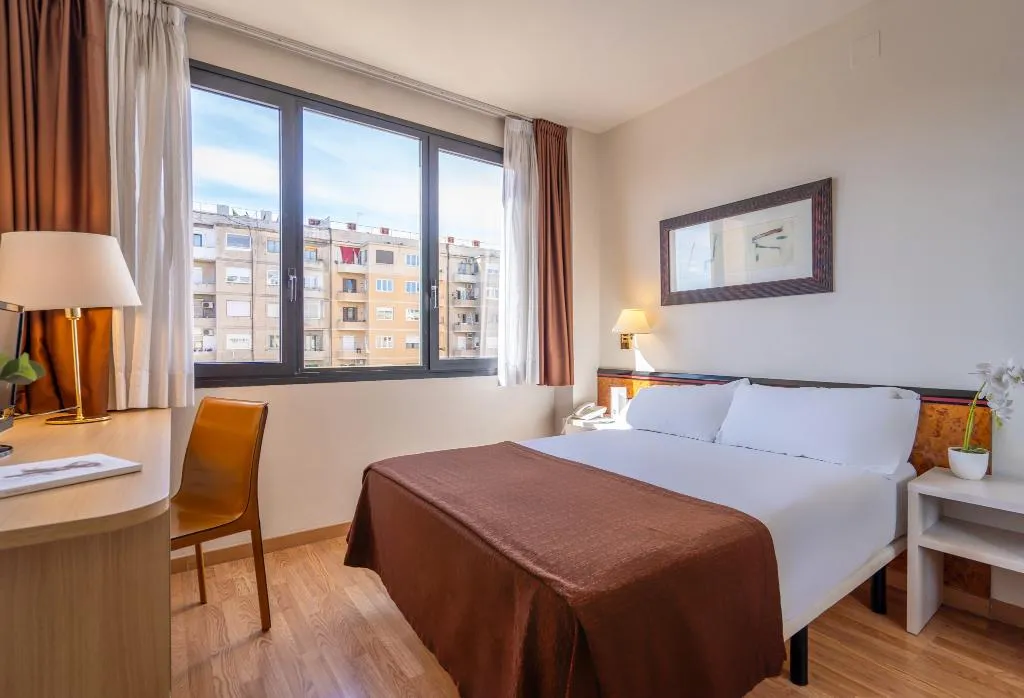 DOUBLE STANDARD Room, Glories, Barcelona