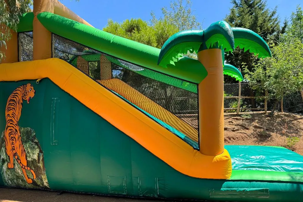 Sports and Entertainment, Hostel & Glamping Santa Fortunata, Naples