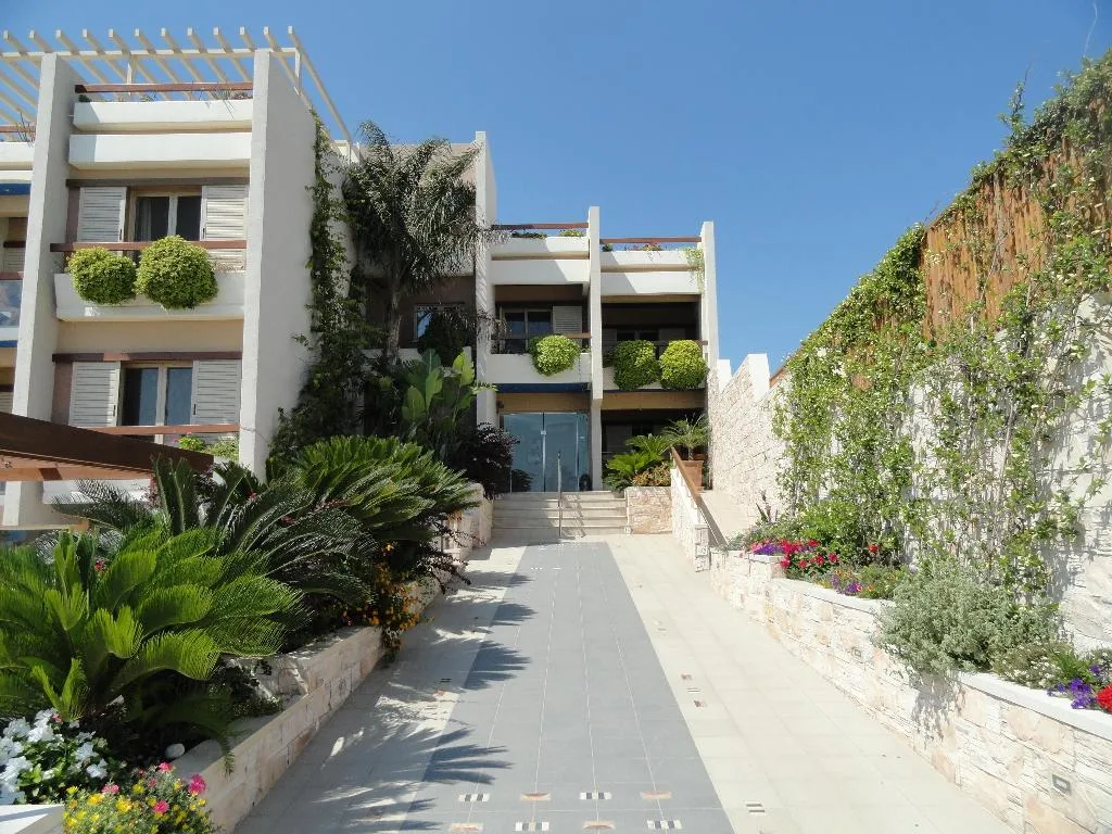 Lobby, Sitia Bay, Crete