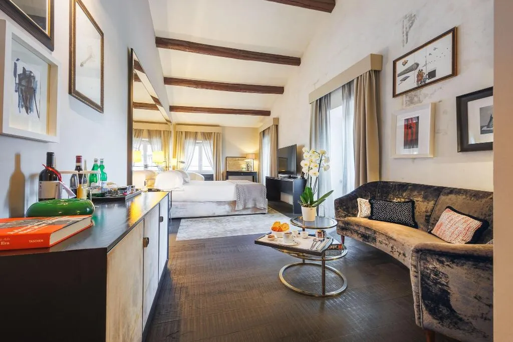 SUITE KING SIZE BED Room, Dom Hotel Roma, Rome