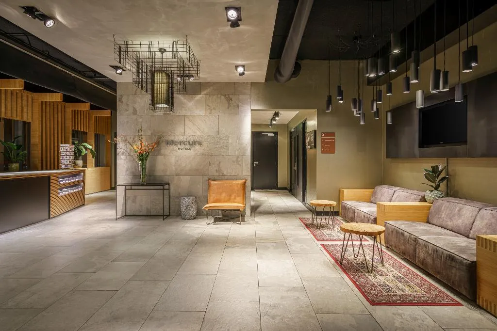 Lobby, Mercure Hotel Amsterdam Sloterdijk Station, Amsterdam
