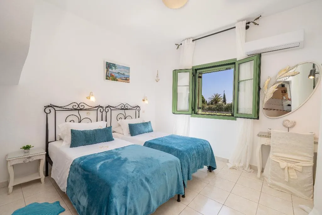 VILLA SUPERIOR SEA VIEW Room, Monambeles Villas, Kefallinia