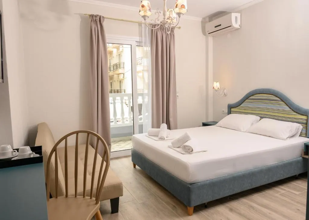 DOUBLE TWO BEDS Room, Parthenon Art Executive Wing, Thessaloniki