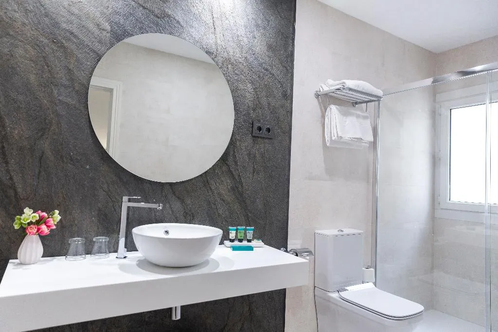 DOUBLE SINGLE USE STANDARD Room, Serrano, Madrid