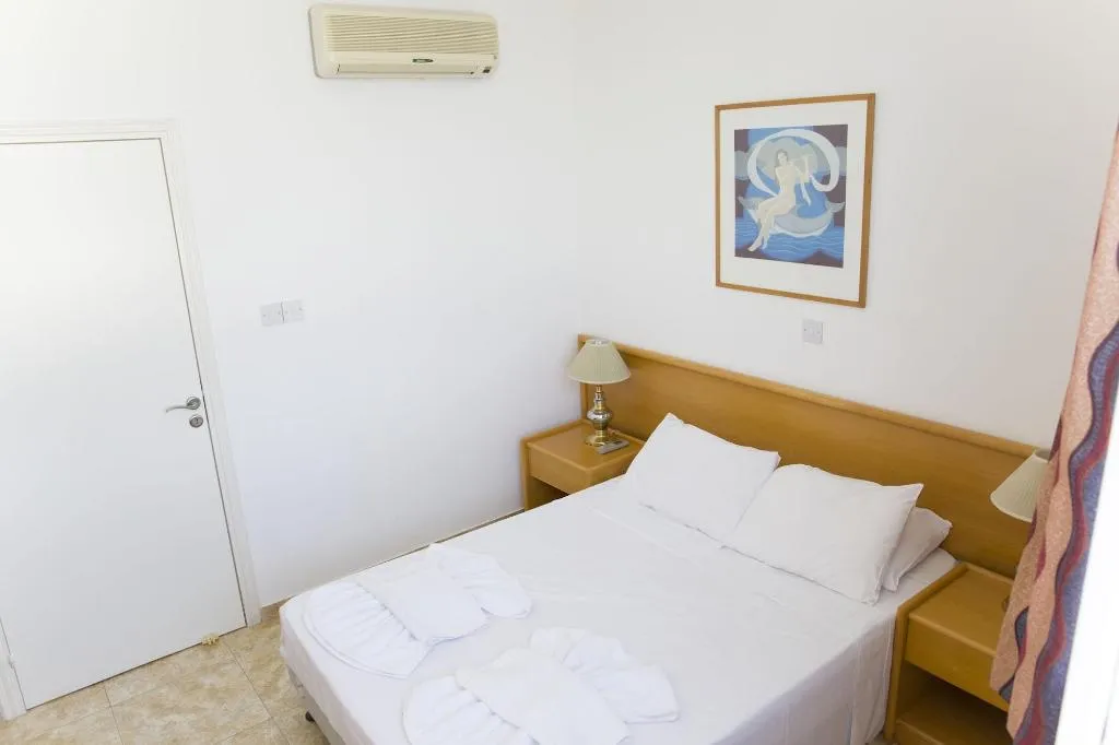 Room, Eliofos Elegant Maisonettes, Cyprus