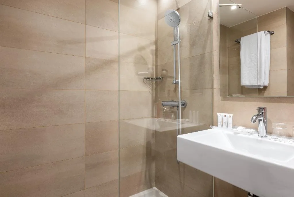 DOUBLE SINGLE USE STANDARD Room, Dorma Saldanha, Lisbon