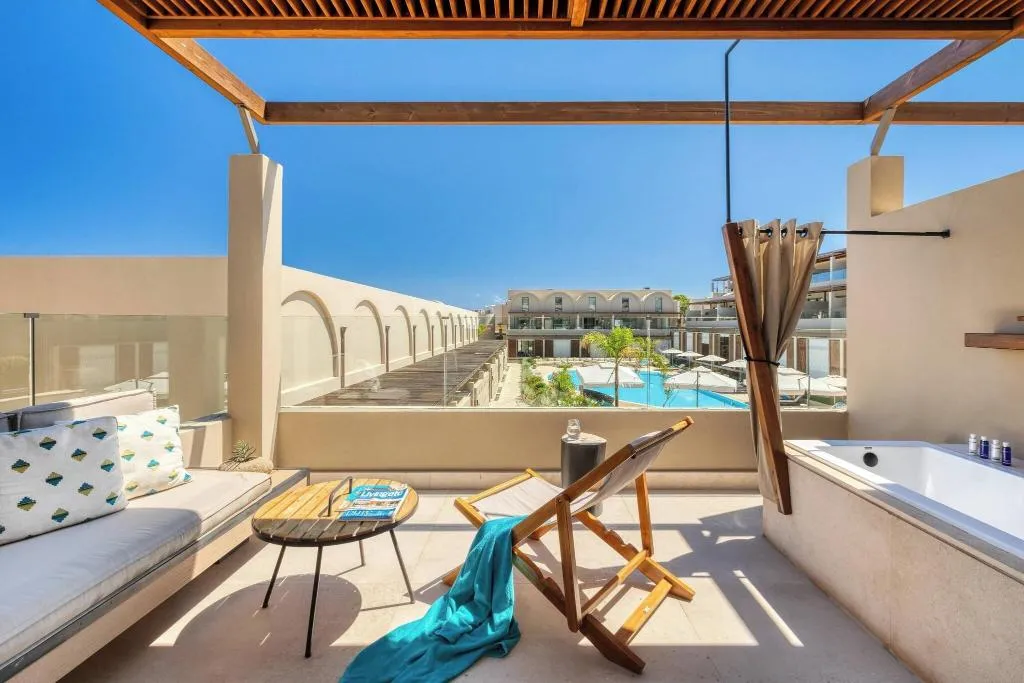 SUITE WITH JACUZZI WITH VIEWS Room, Autograph Collection Domes Noruz Chania, Crete
