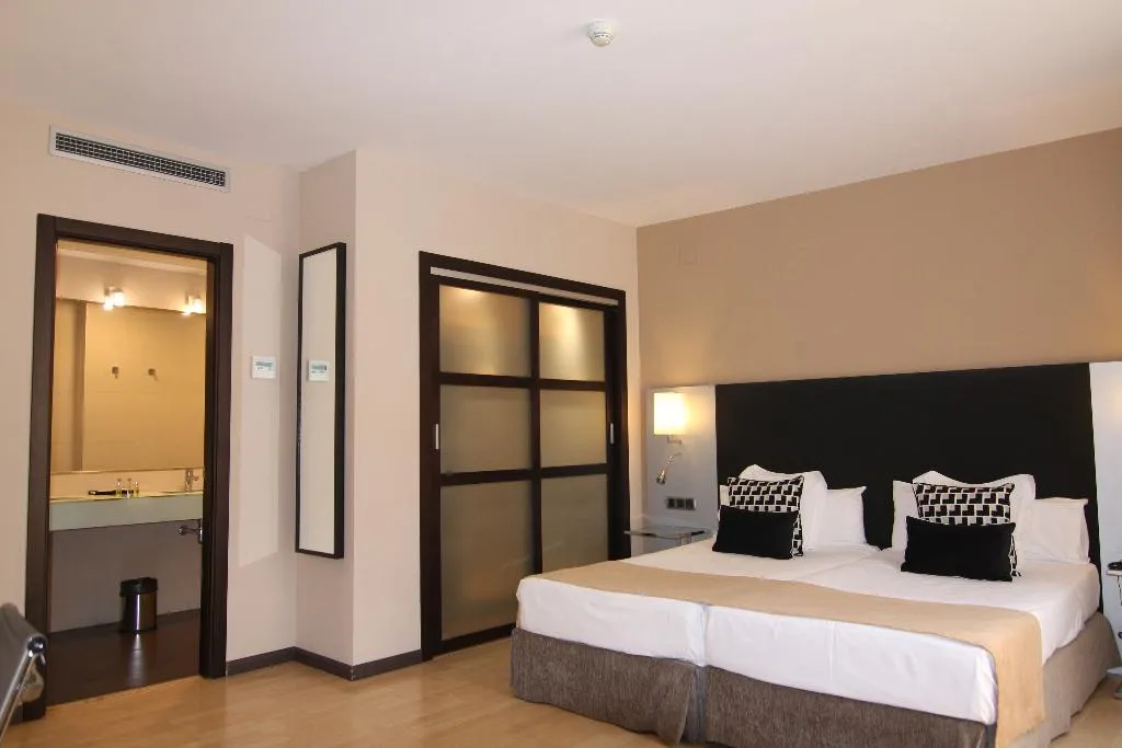DOUBLE STANDARD Room, San Gil, Seville