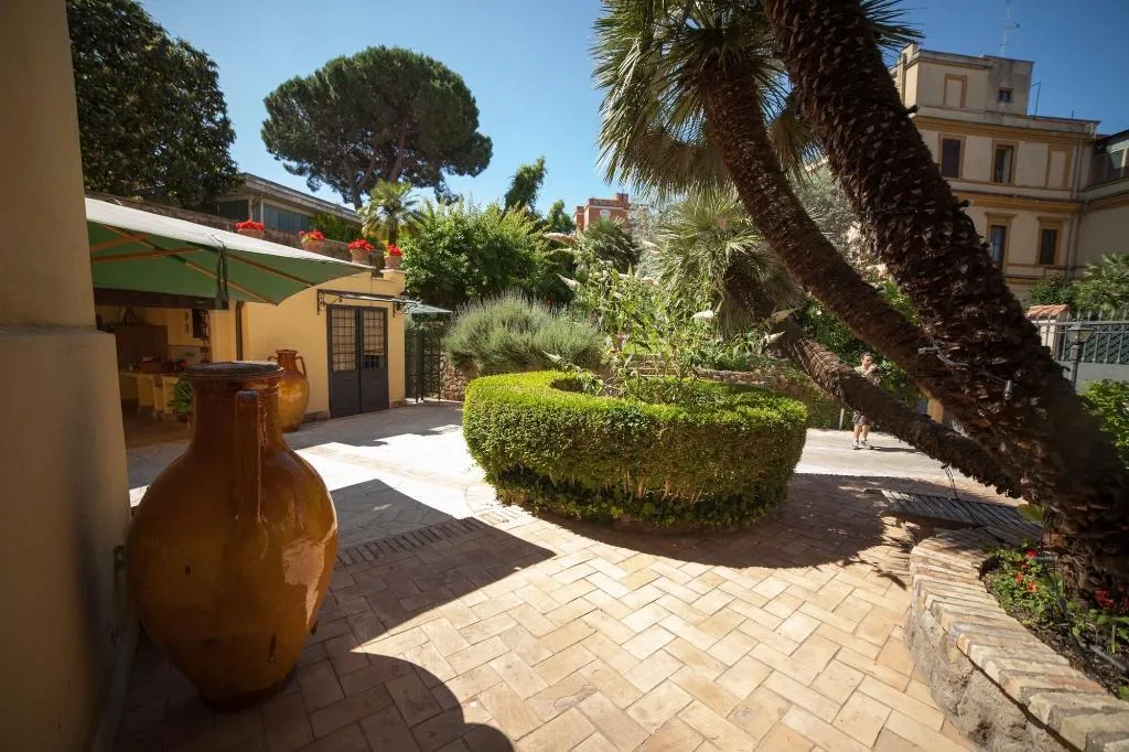General view, Villa Paganini B&B, Rome
