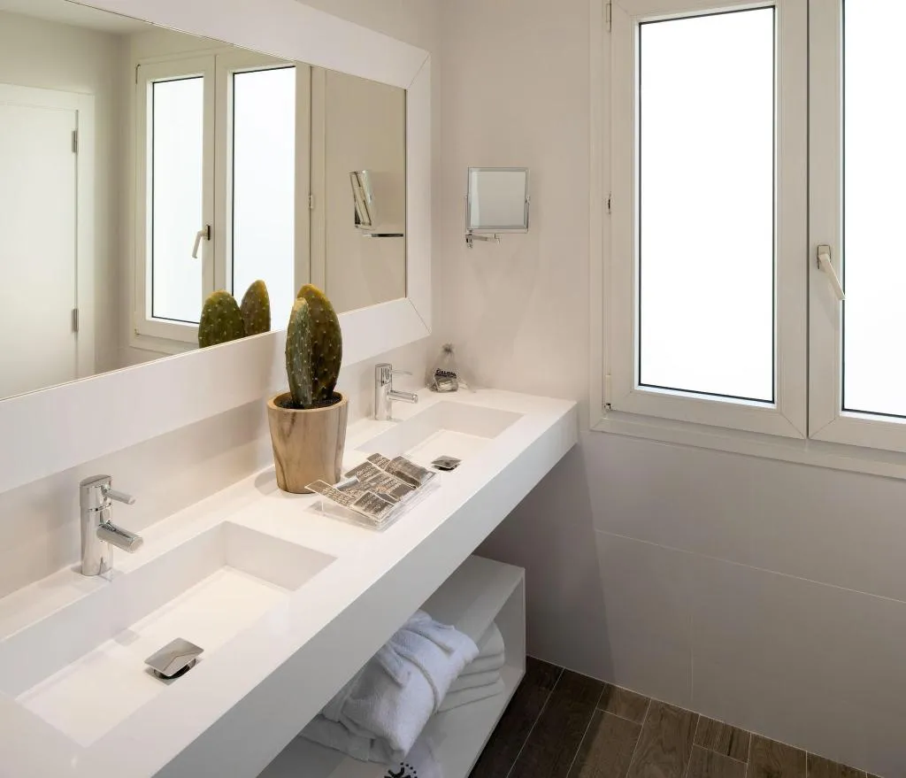 SUITE KING SIZE BED Room, Catalonia Diagonal Centro, Barcelona
