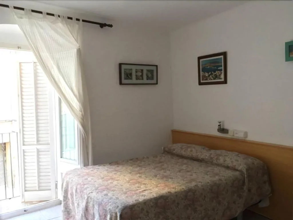 Room, Fonda Joan, Barcelona