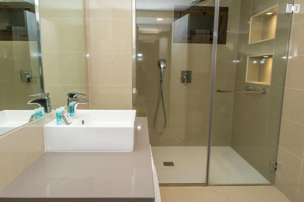 Room, Pearly Grey Ocean Club Apartments & Suites, Tenerife
