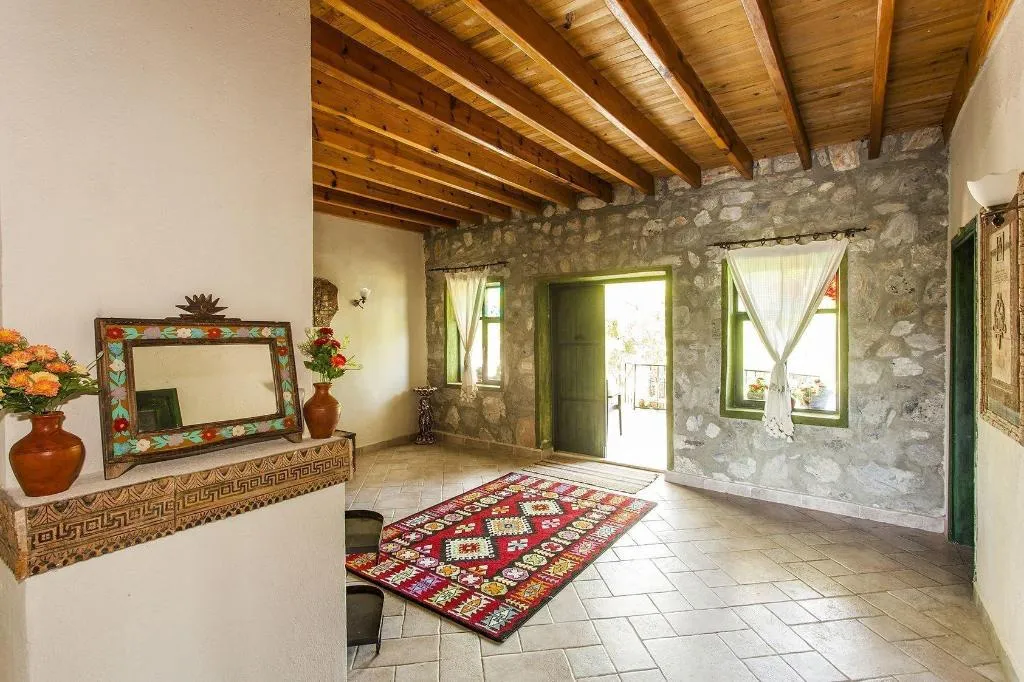 Lobby, Otantik Tas Ev, Dalaman
