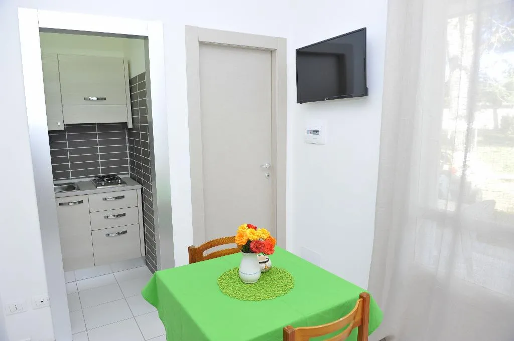 Room, La Serra Holiday Village & Beach Resort, Naples