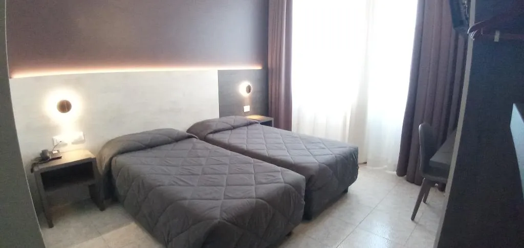Double or Twin STANDARD Room, Mistral, Milan